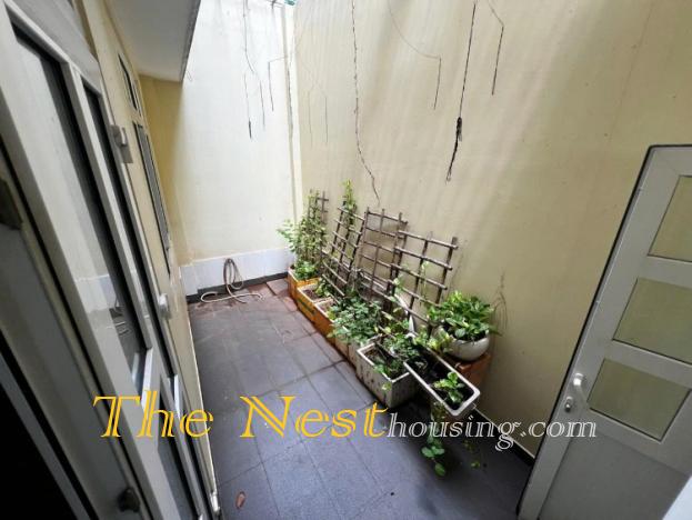 Villa for rent in compound, 3 bedrooms, good location, 2800 USD