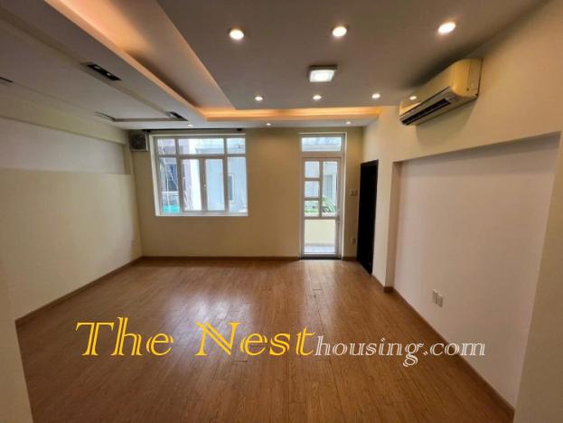 Villa for rent in compound, 3 bedrooms, good location, 2800 USD