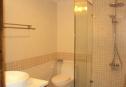 A15 06 Common bathroom
