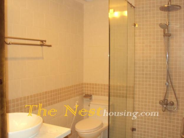 A15 06 Common bathroom