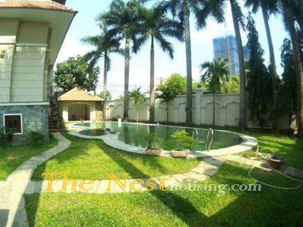 villa for rent 10