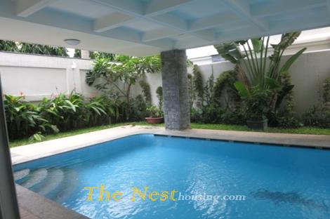 Villa for rent in District 2, 4 bedrooms, good location, 3300 USD