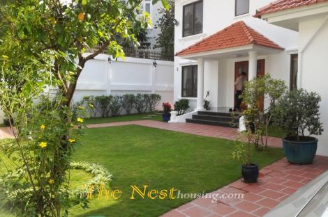 Villa for rent in Thao Dien, 4 bedrooms, good location