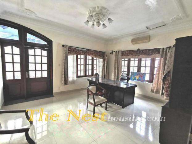 Charming villa for rent in compound Thao Dien