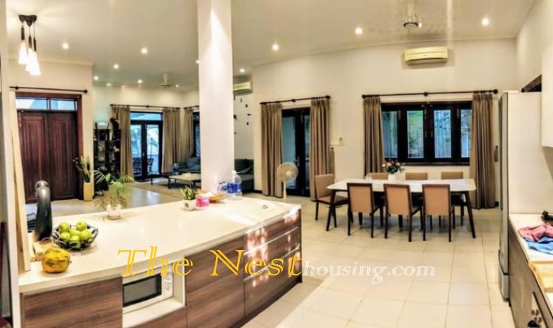 Modern villa 5 bedrooms for rent in compound