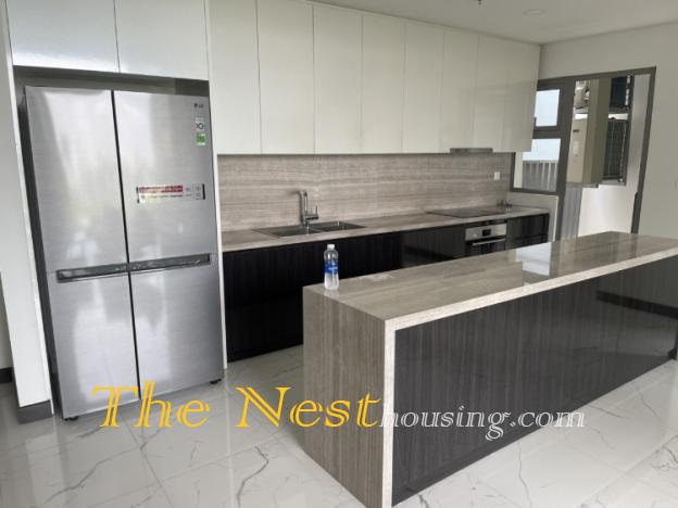 Modern apartment 3 bedrooms for rent in Empire City