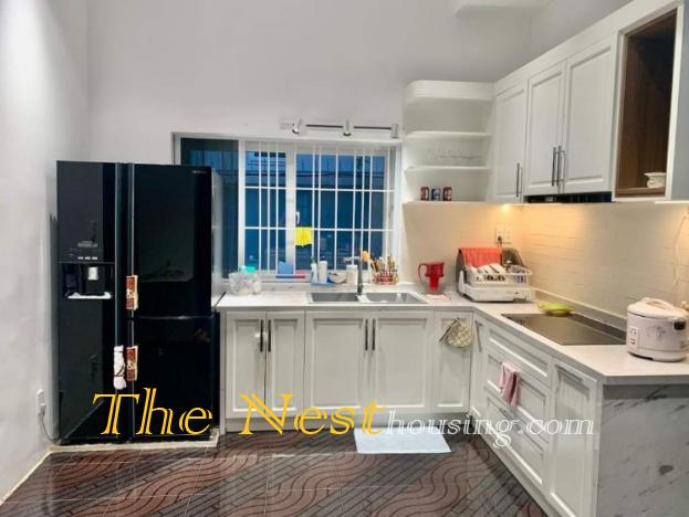 ​​​​​​​Villa for rent in compound of Thao Dien, close to An Phu supermarket