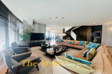 Penthouse for rent in City Garden