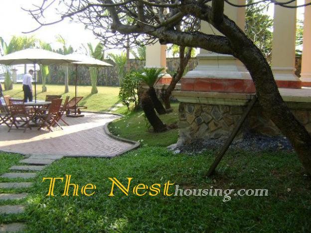 Villa for rent in compound Thao Dien