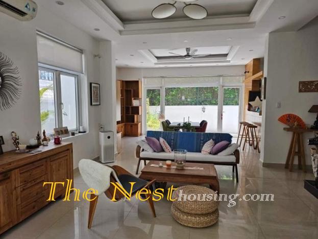 Villa in compound Thao Dien for rent