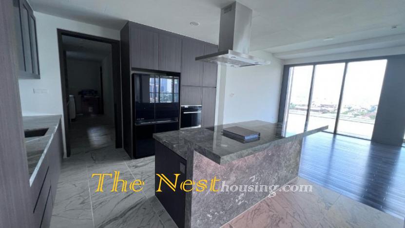 Penthouse 4 bedrooms for rent in Empire City