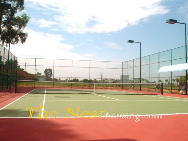 biet thu thao nguyen sai gon san tennis