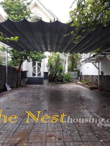 NICE VILLA FOR RENT IN DIST 2