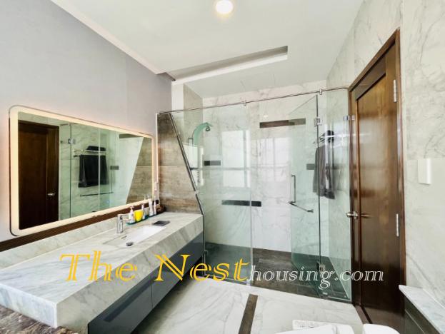 Luxury penthouse for rent in Tropic garden