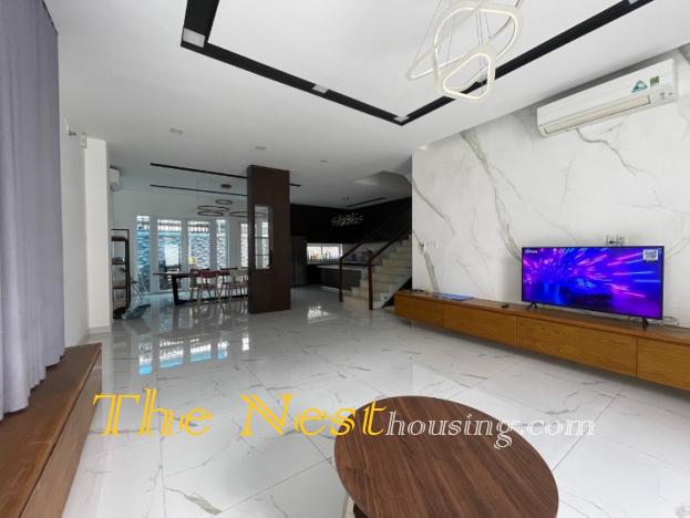 Modern villa for rent in Thao Dien