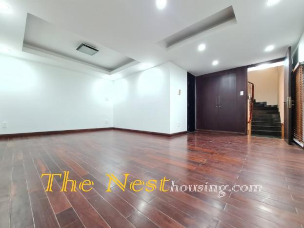 Villa 5 bedrooms in Thao Dien district 2.