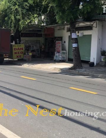 Nhà mặt tiền đường Linh Trung