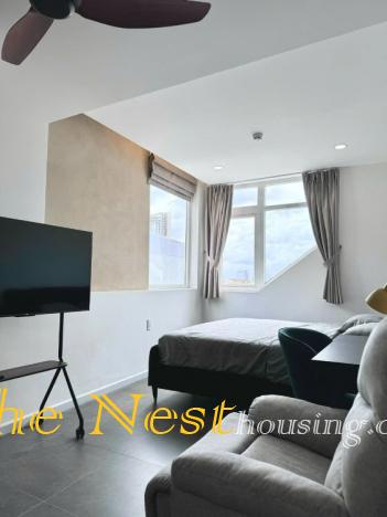 Bright Corner Studio with Dual Windows in Thao Dien