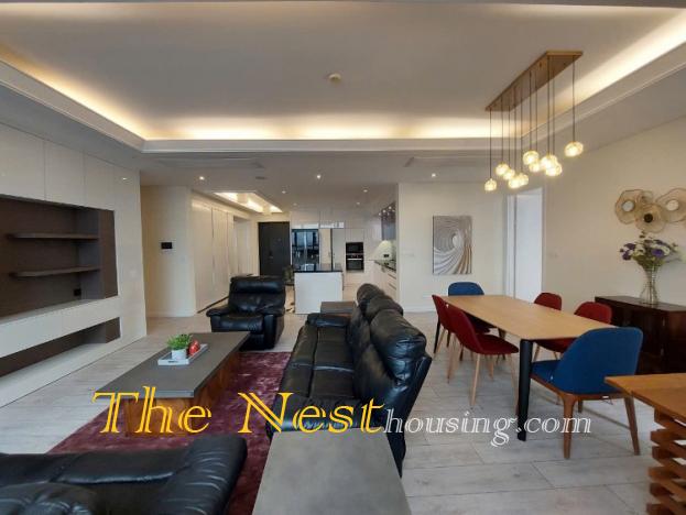 High Floor-3 Bedroom Apartment at Xi Riverview
