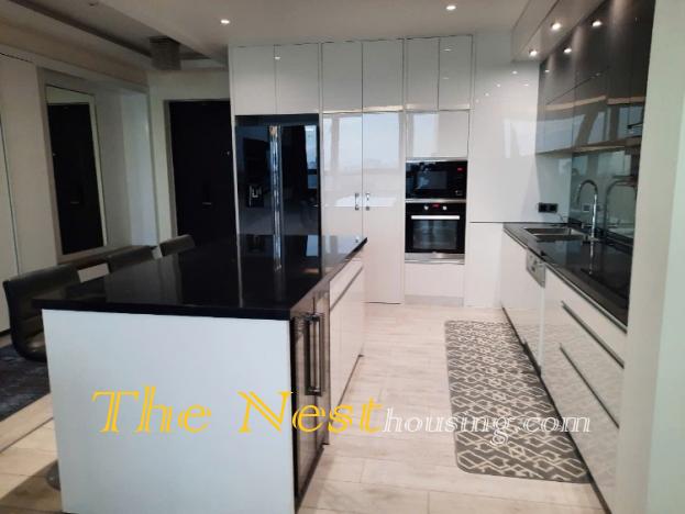 High Floor-3 Bedroom Apartment at Xi Riverview