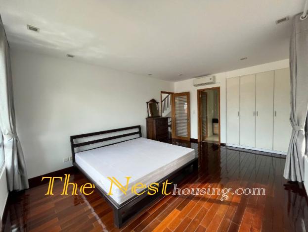 Villa for rent in compound