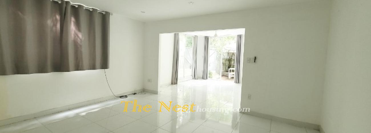 Modern villa 4 bedrooms for rent in Tran Nao