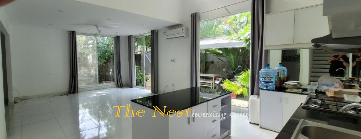 Modern villa 4 bedrooms for rent in Tran Nao