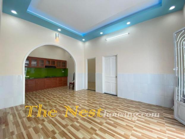 Townhouse for rent in Thao Dien