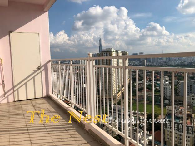 Modern Apartment 3 bedrooms for rent in Xi Riverview