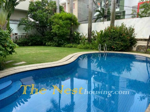 Villa for rent in compound Thao Dien