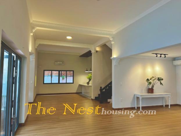 Villa for rent in compound Thao Dien