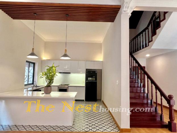 Villa for rent in compound Thao Dien