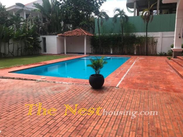 Charming villa for rent in compound, swimming pool, 4 bedrooms