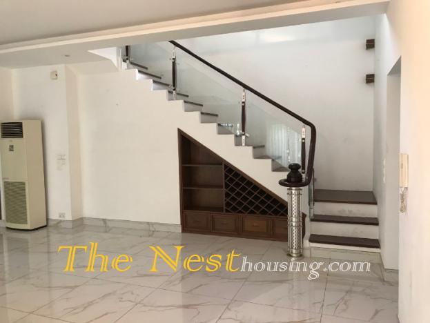 Modern villa for rent in compound
