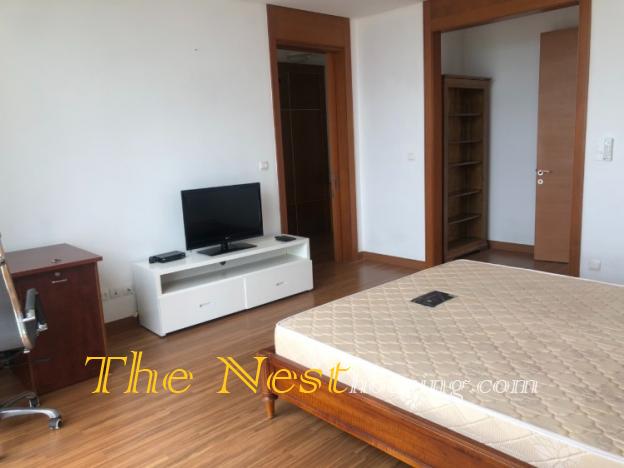 Luxury apartment for rent in Xi Riverview Palace