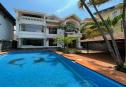 Villa 4 bedrooms in compound for rent