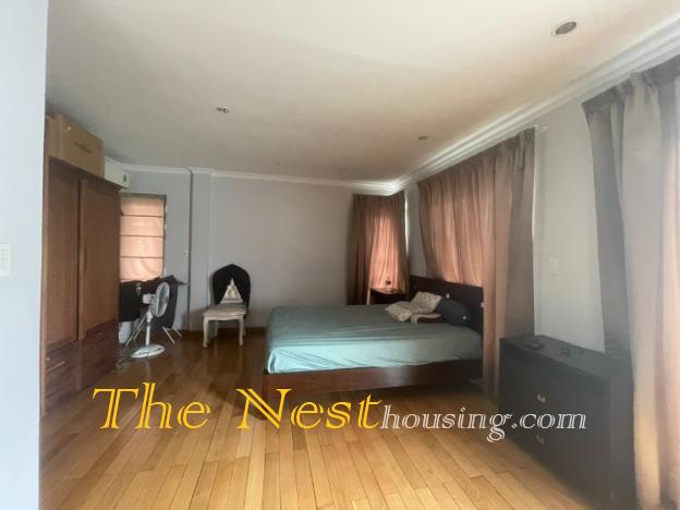 House for rent in compound Thao Dien