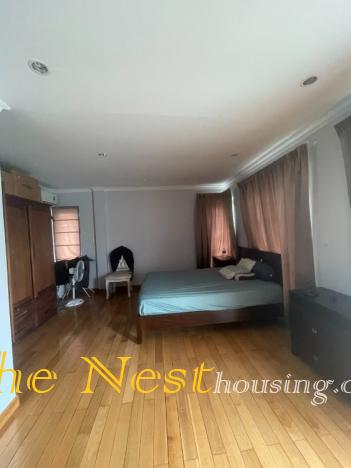 House for rent in compound Thao Dien