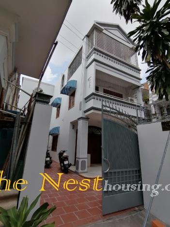 Villa for rent in Phu Nhuan District