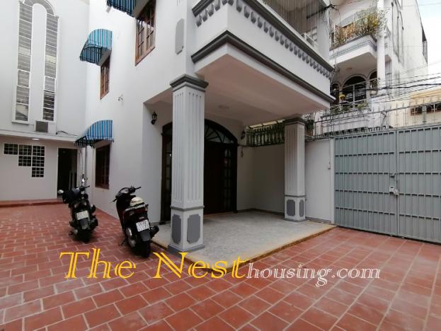 Villa for rent in Phu Nhuan District
