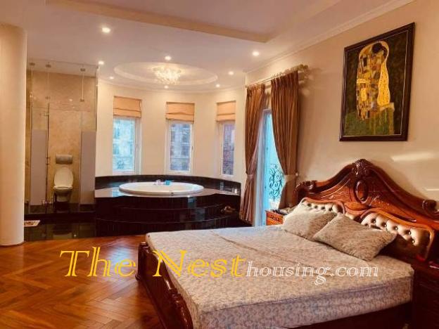 House 5 BEDROOMS for rent Dist 2 hcmc