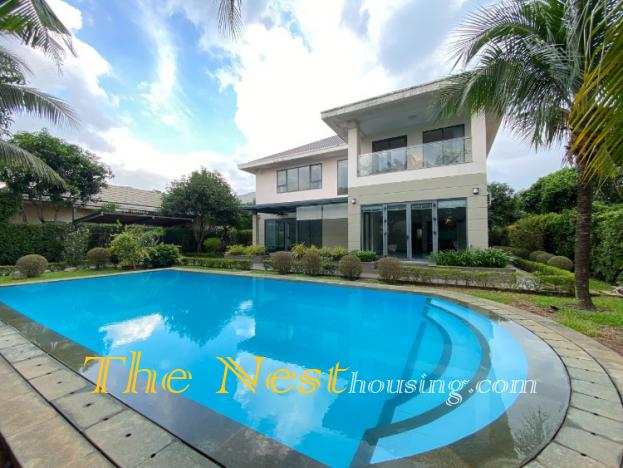 Luxury villa for rent in Thu Duc city close to Sai gon Hi-tech Park