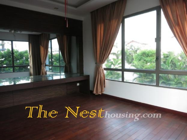 Modern villa for rent in compound on Giang Van minh street