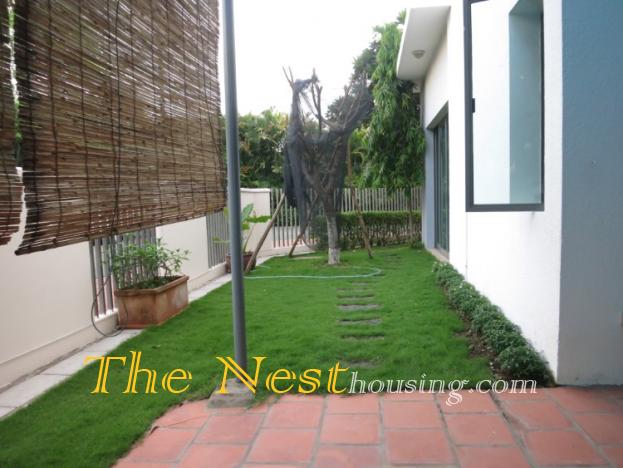 Modern villa for rent in compound on Giang Van minh street