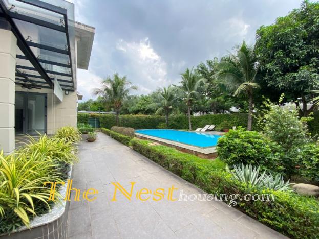 Luxury villa for rent in Thu Duc city close to Sai gon Hi-tech Park