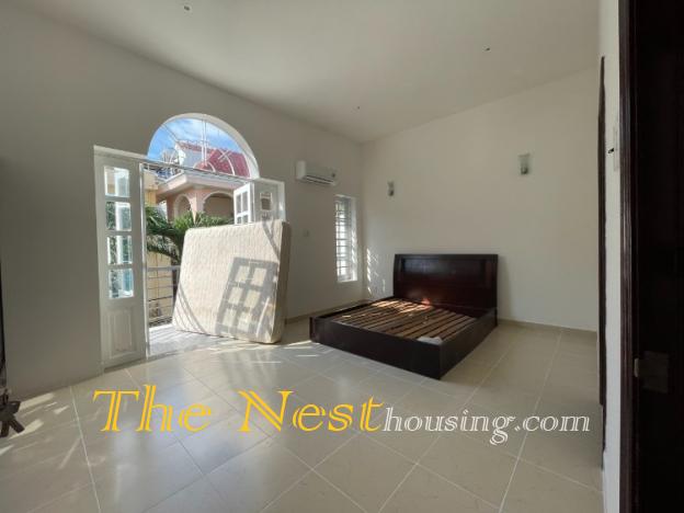 ​​​​​​​Townhouse for rent in Thao Dien close to BIS