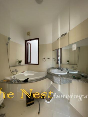 ​​​​​​​Townhouse for rent in Thao Dien close to BIS