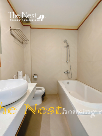 2-Bedroom Apartment – Full Glass Balcony with Scenic View