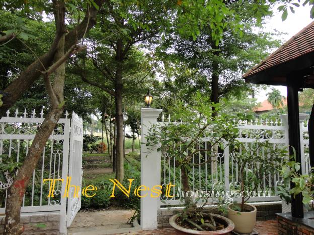 Villa 200 4 17  NVH co Huong 15