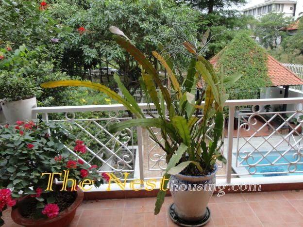 Villa 200 4 17  NVH co Huong 26